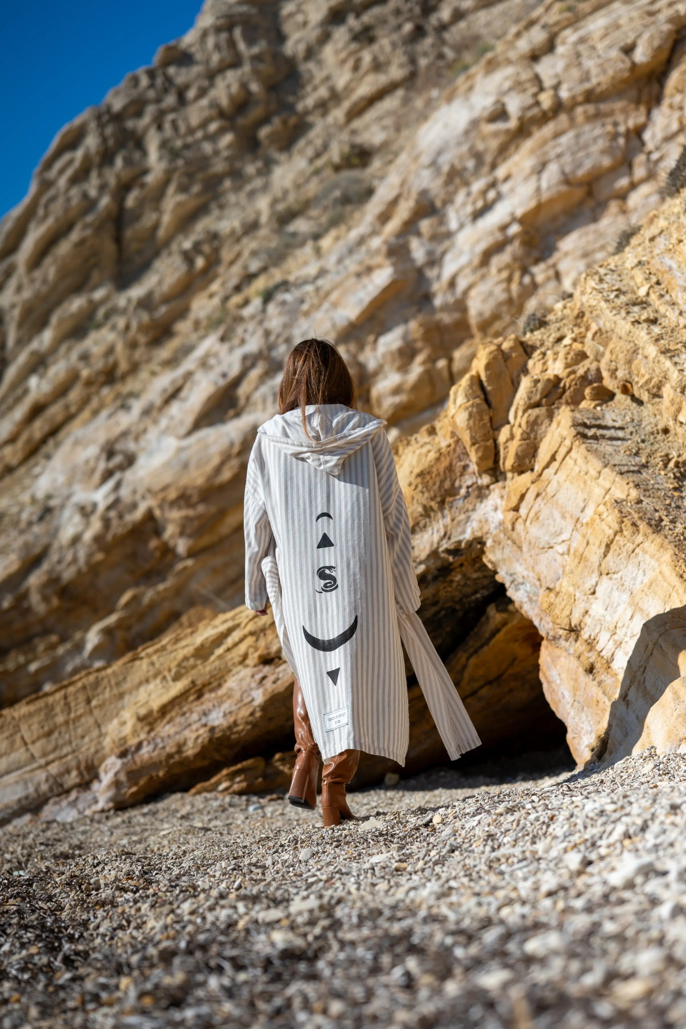 Uzun Kimono .16. Bej & Beyaz Çizgili